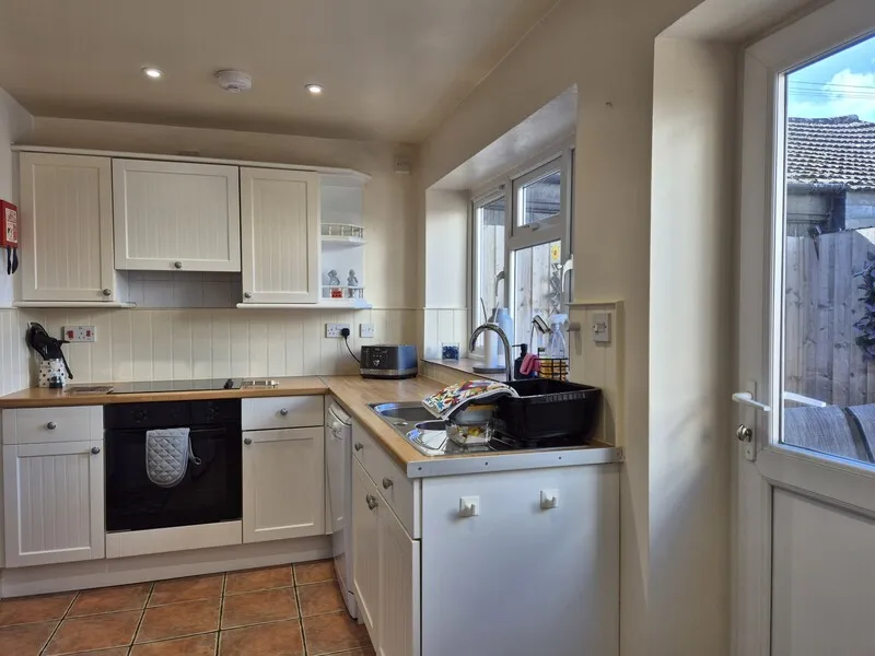 The Hideaway Hunstanton Kitchen Cooking