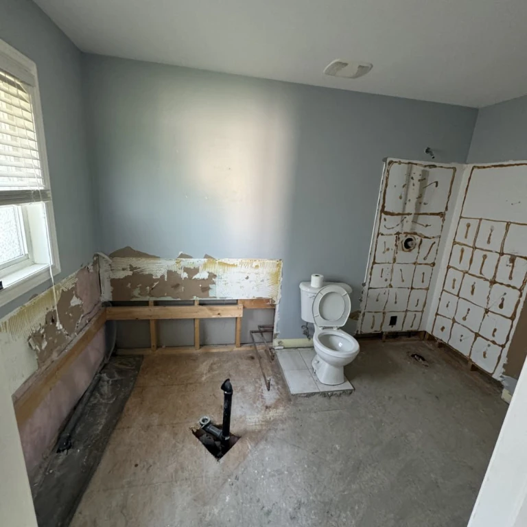 Flooring & Appliance Removal