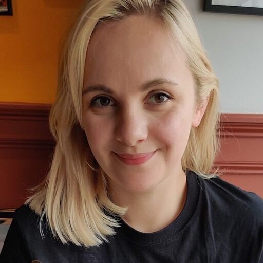 Headshot of Lily Walsworth