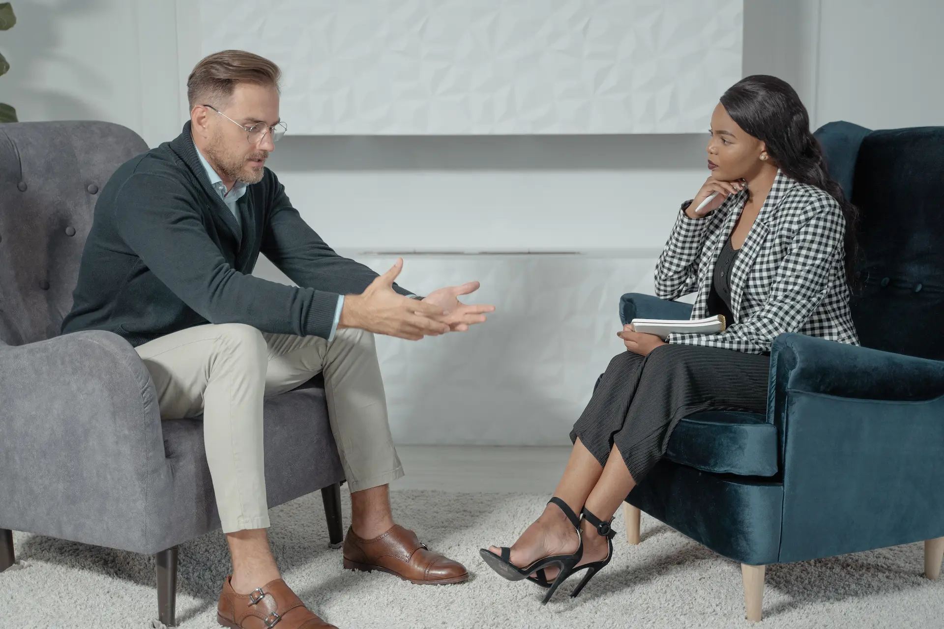 In this post, we provide a curated list of the best exit interview questions that hold the potential to unearth invaluable insights.