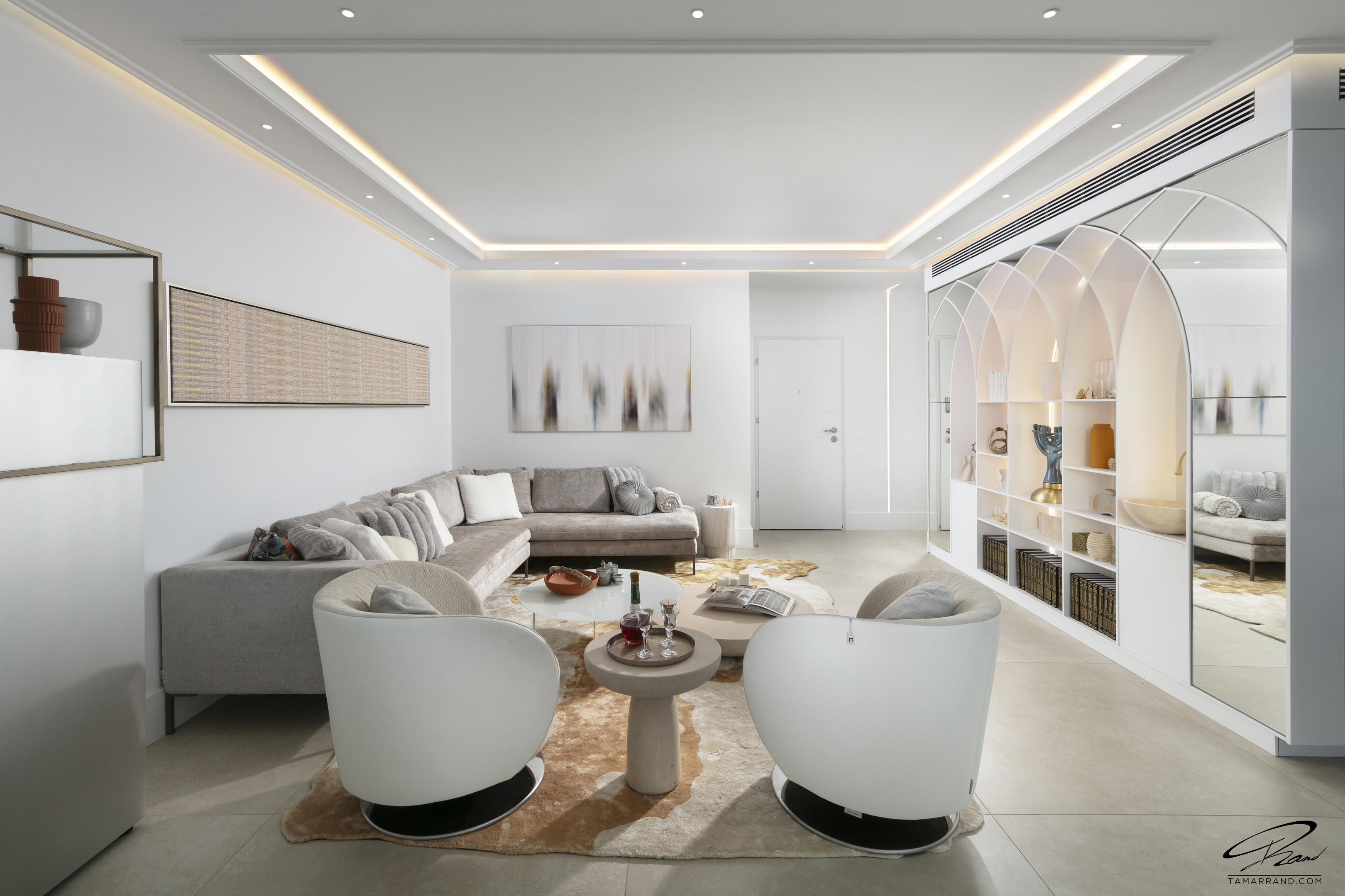 TAMAR RAND project - luxury handmade rug photo 2 - custom rugs for design projects