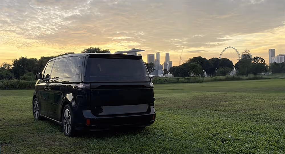 On-site deployment of Atomionics’ quantum gravimetry system during an urban proof of concept for underground infrastructure detection in Singapore.