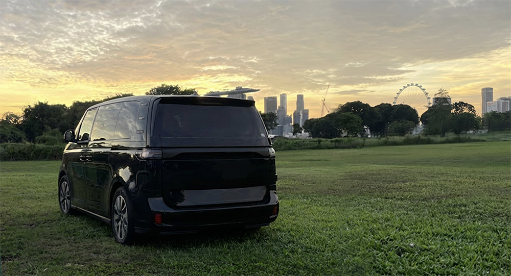 On-site deployment of Atomionics’ quantum gravimetry system during an urban proof of concept for underground infrastructure detection in Singapore.