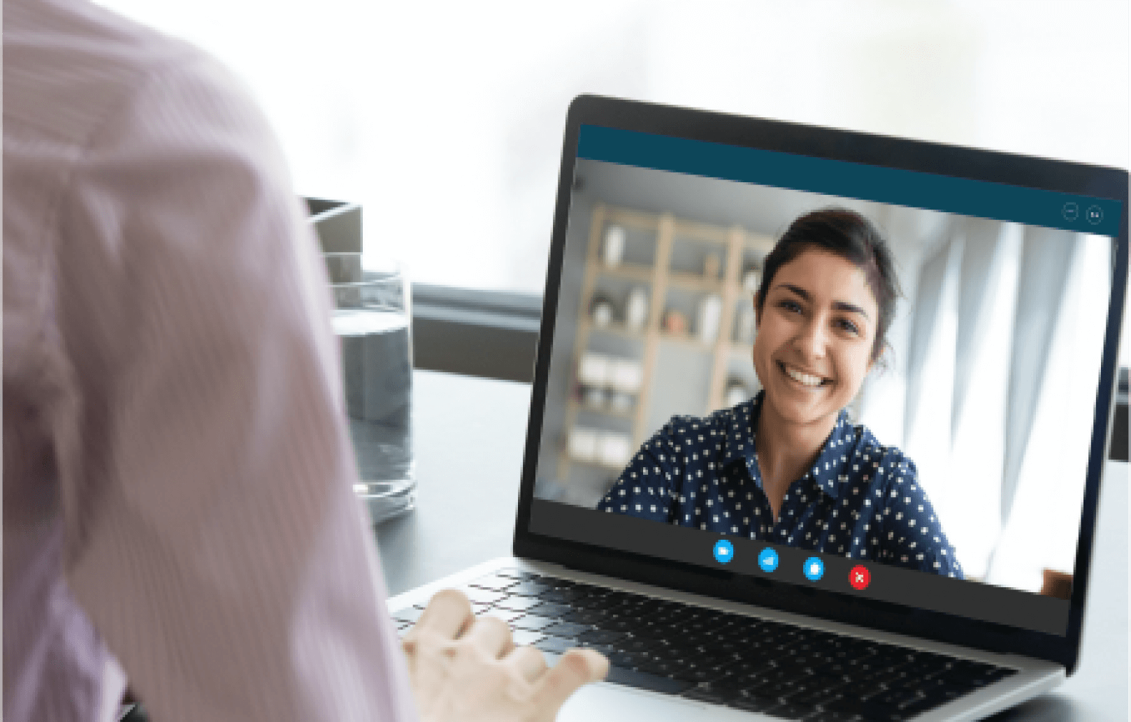 Contact Accoladi