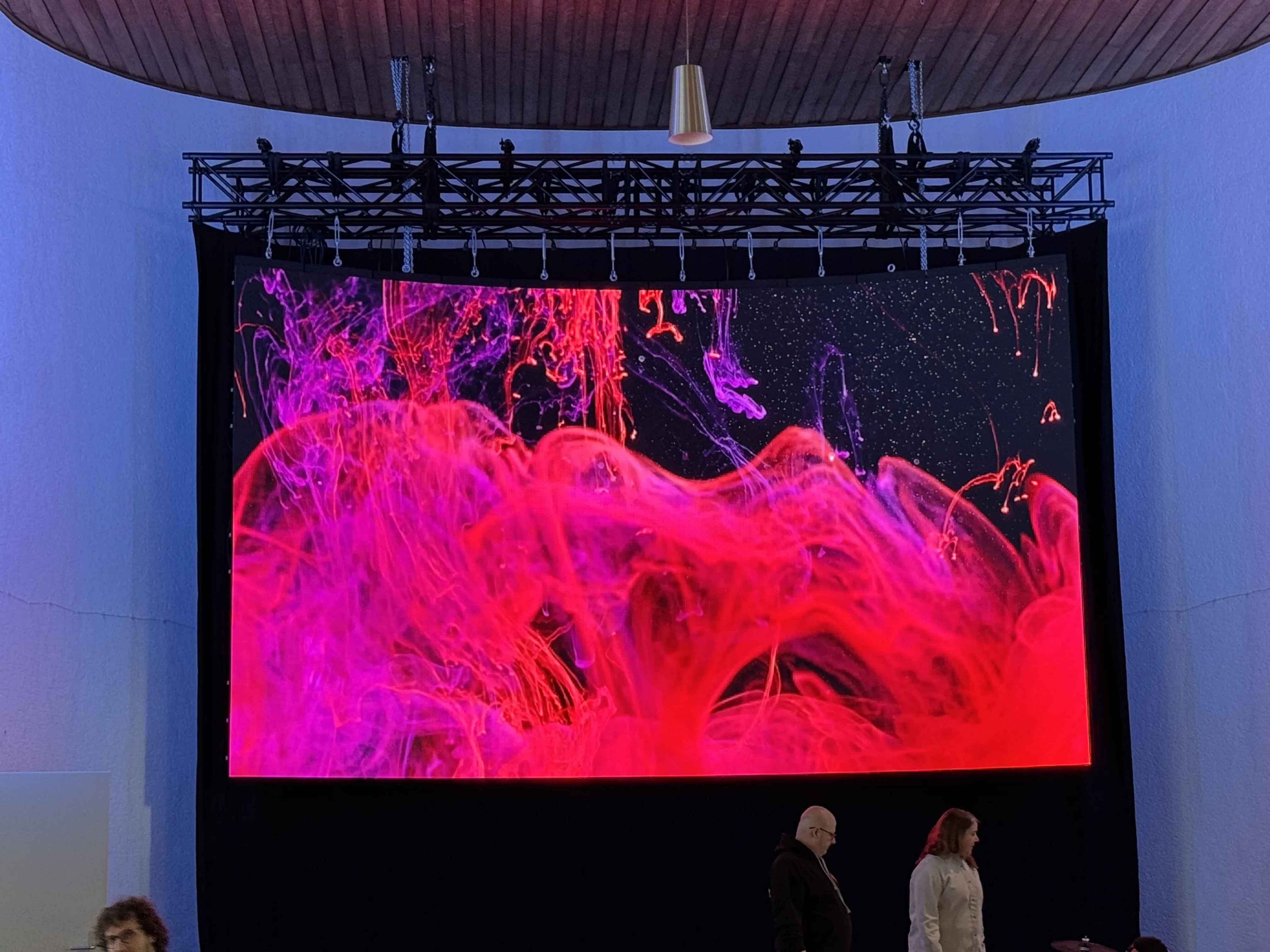 Kampro LED-Wand Installation