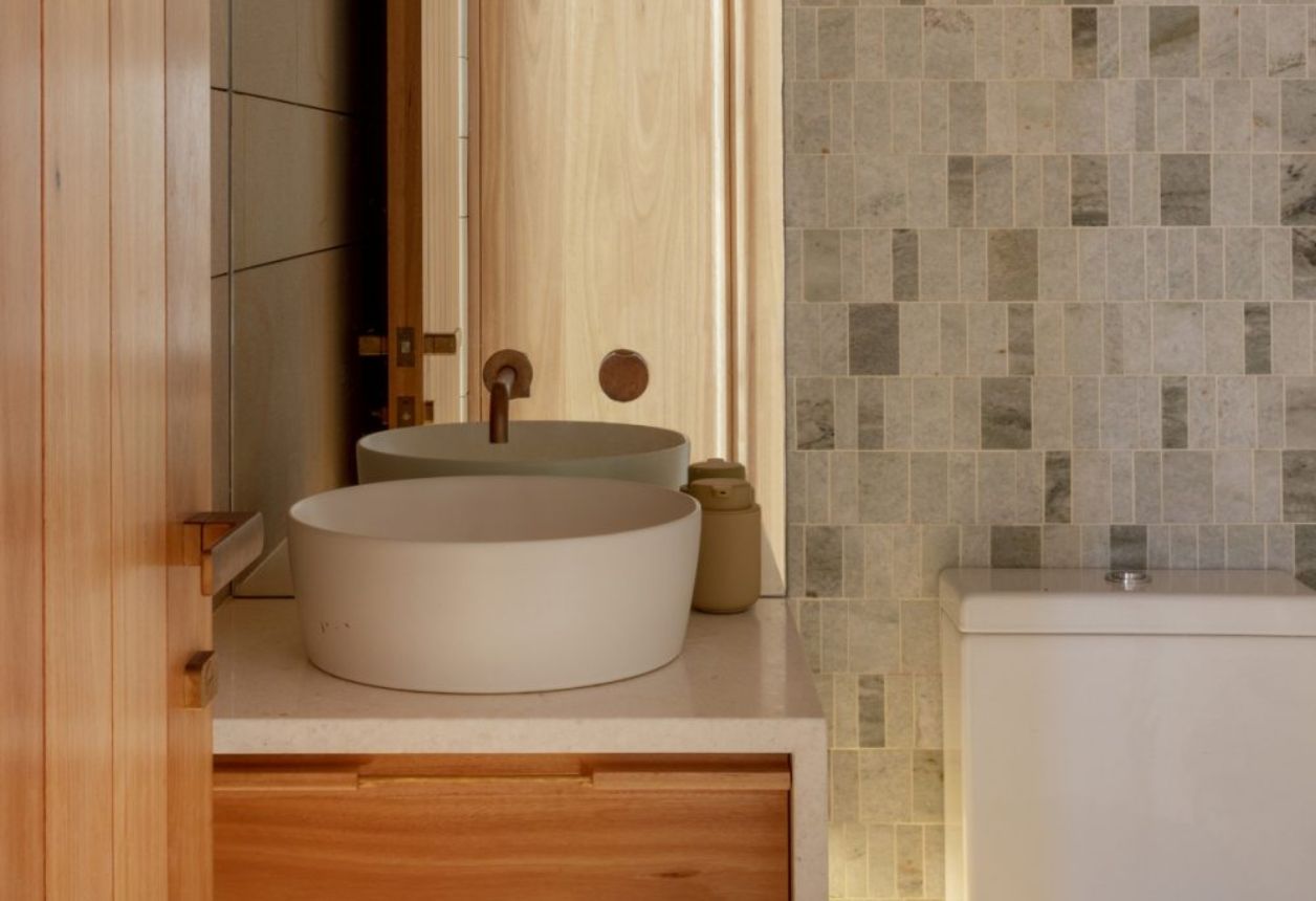 Surfside Avenue, Avalon Beach