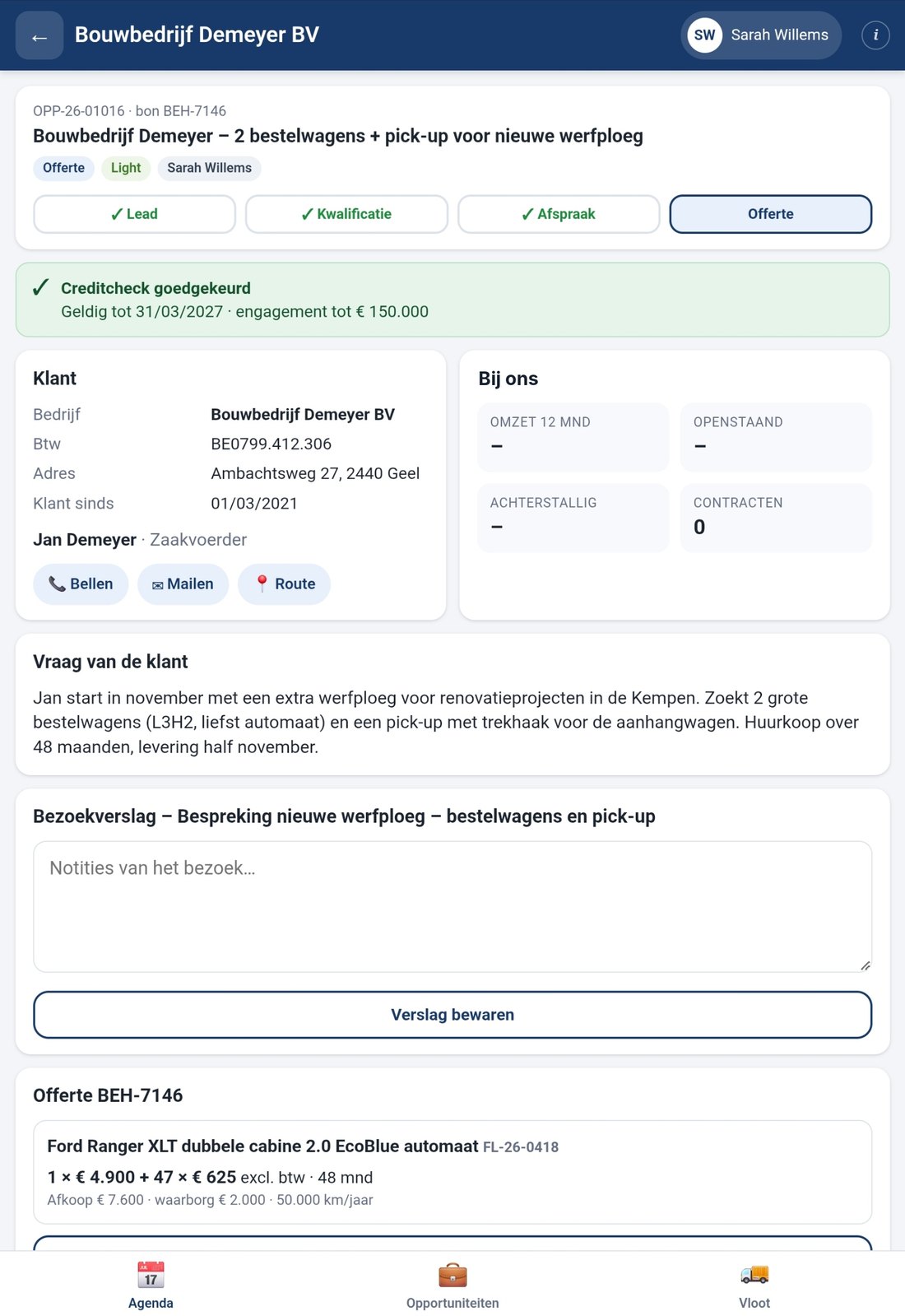 Verkopersapp op de tablet met klantinfo en kerncijfers