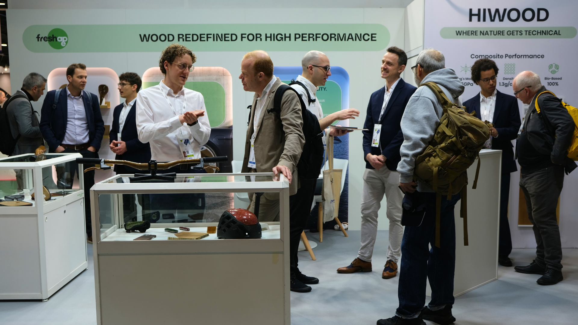 Crowd of engineers, designers, and researchers gathering at the Freshape booth at JEC World, the world's largest composites event