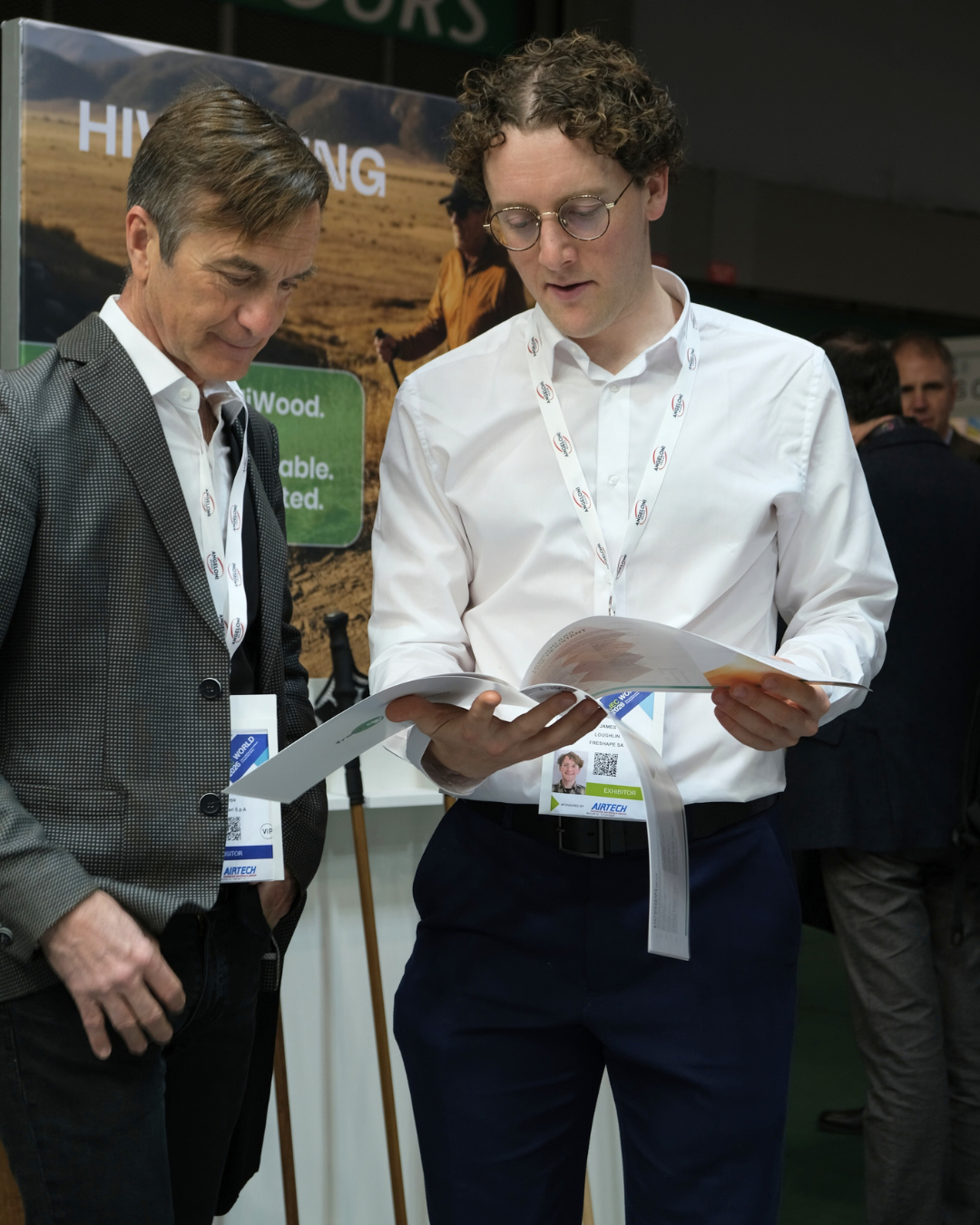Freshape engineer discussing HiWood materials and composite prototypes at our booth during JEC World 2026