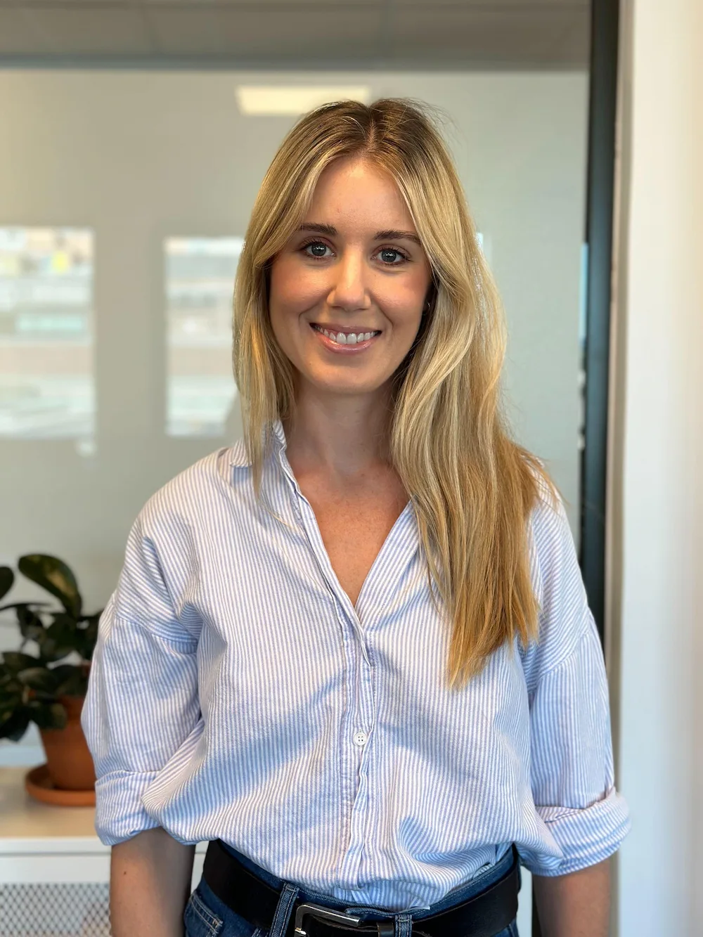 Gture employee in the office