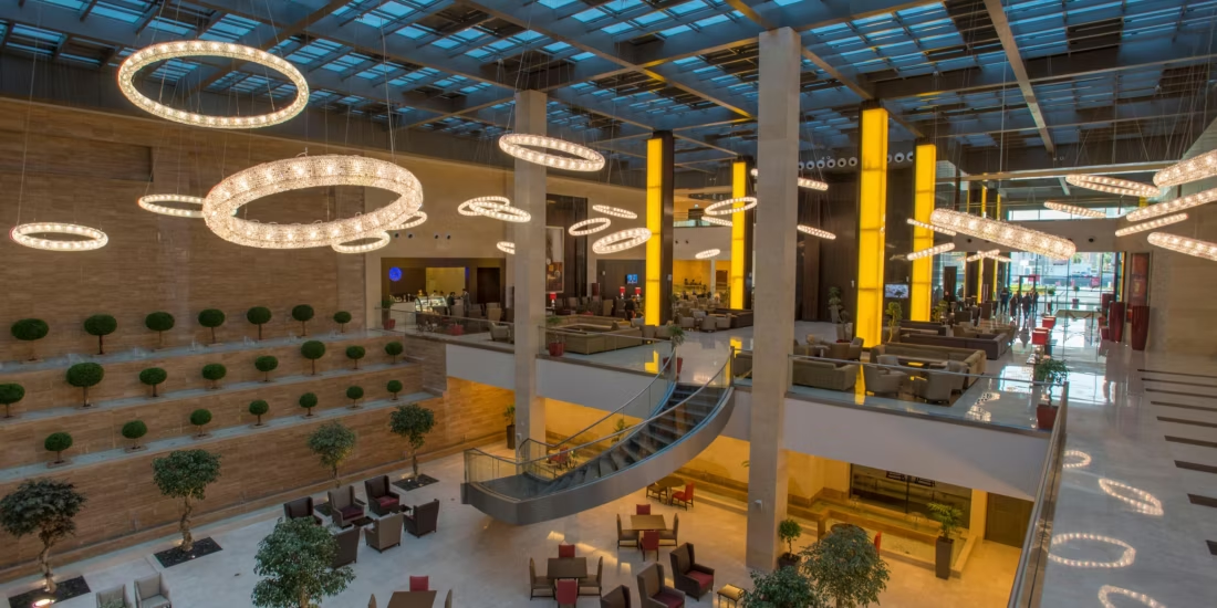 Crowne Plaza Hotel Photo