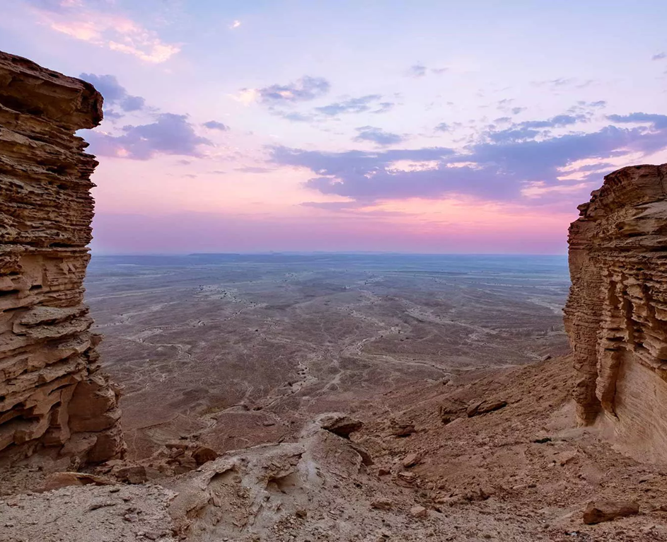 Edge of The World desert during the magic hour
