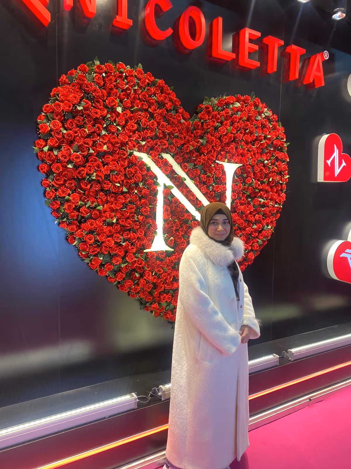 Alaa Shalaan🇸🇾
Vendor Manager
The Vendor Onboarding Expert  and honestly, the sweetest powerhouse you’ll ever meet.