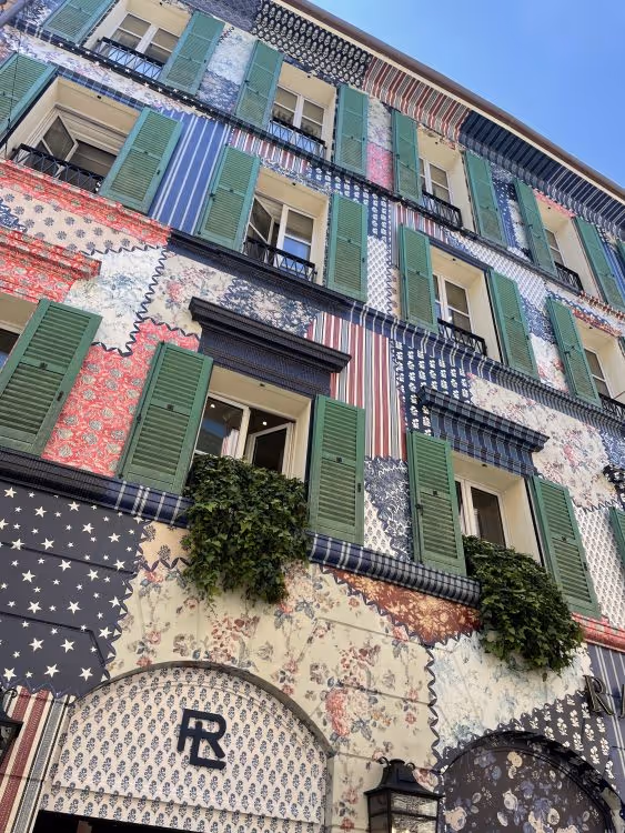 Ralph Lauren turned the facade of its Via Spiga store into a giant canvas.