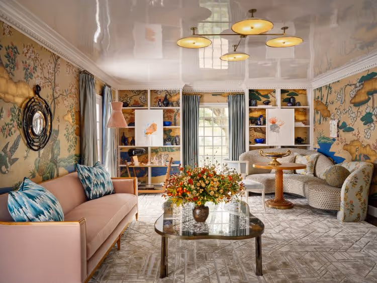 A living room by Member Laura Lee Clark Falconer at Kips Bay Dallas. Photo: Stephen Karlisch