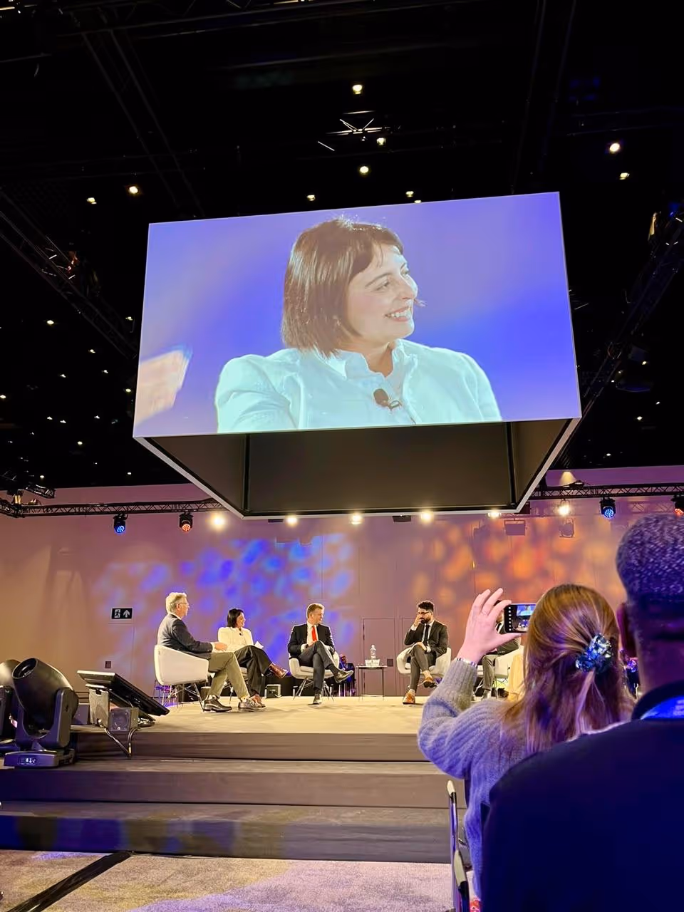 Raphaela Gomes, Uma executiva com 20+ anos de experiência em energia, combustíveis e agricultura, com uma sólida trajetória em estratégia, M&A e desenvolvimento de novos negócios.