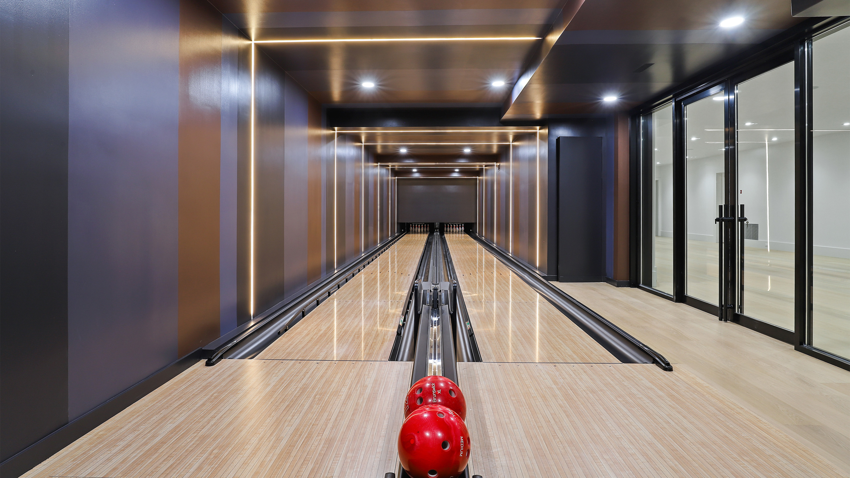 Contemporary Georgian Greenwich CT