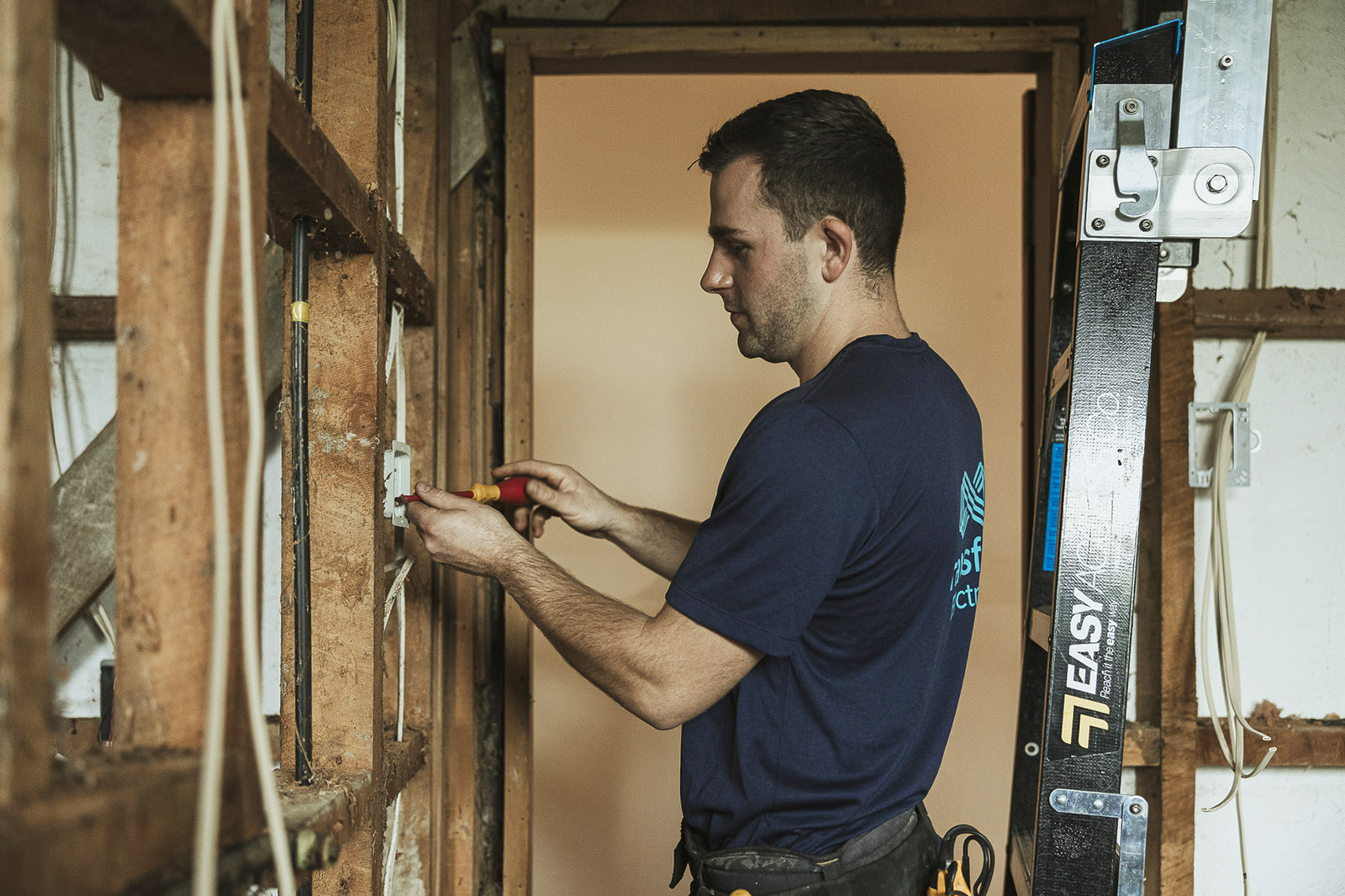 Sunset over Wellington homes – stay safe with winter electrical tips from Transform Electrical