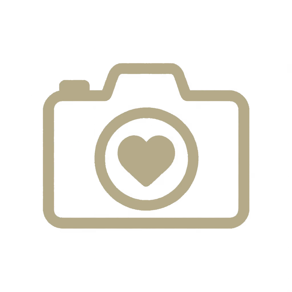 a picture camera with an heart icon
