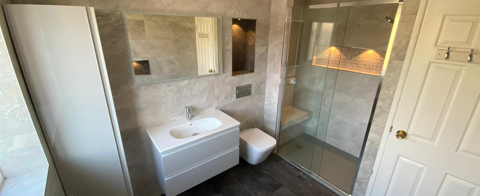Bathrooms & Wet Rooms