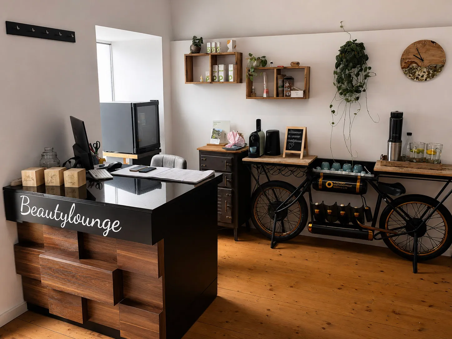 Empfang der Beautylounge by Bea in Wilhelmsburg bei St. Pölten – Beauty Salon für Kosmetik, Fußpflege, Wimpernverlängerung, Hautverjüngung und Massagen.