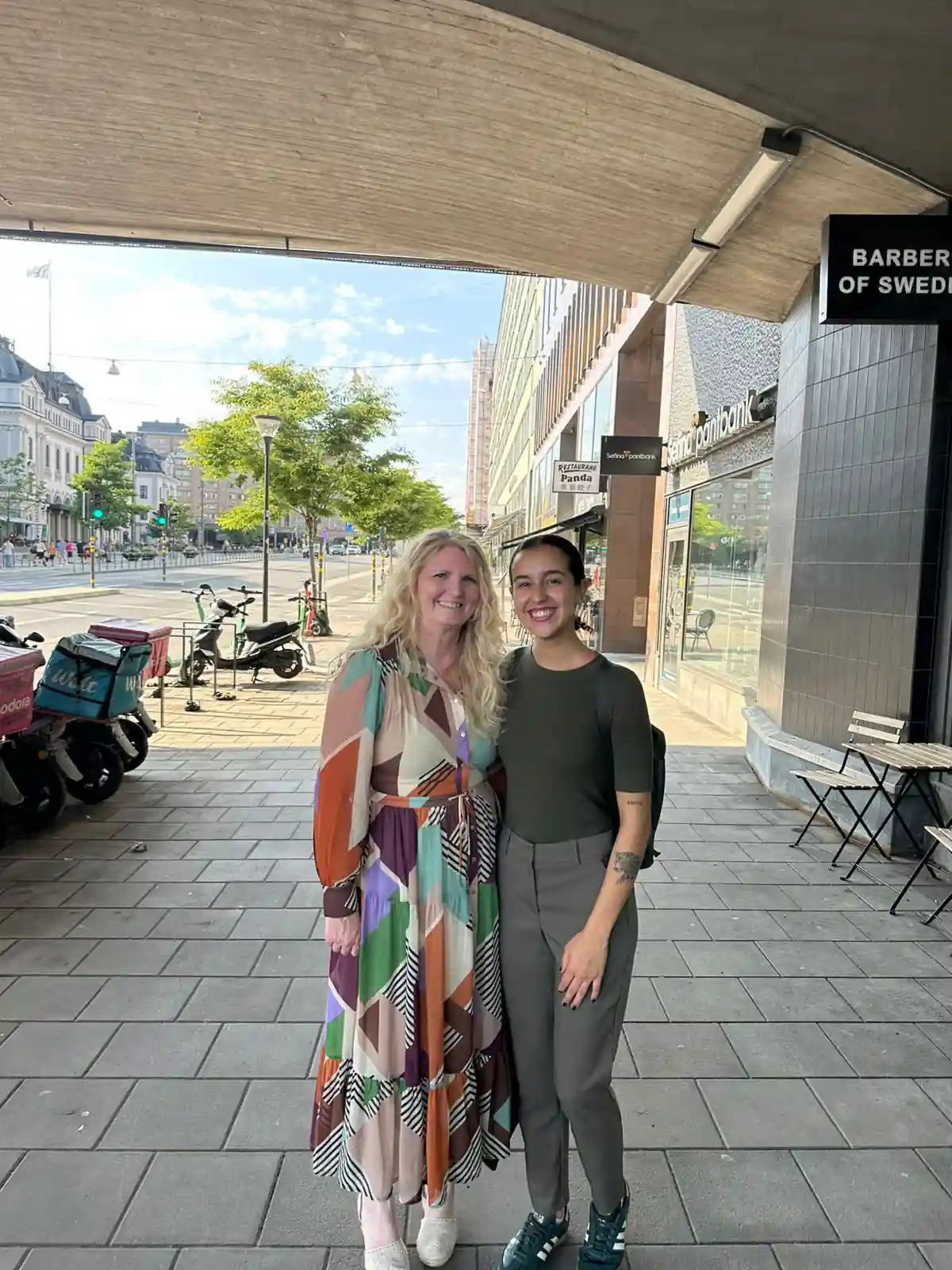 Maria Flock da Ekobanken e Bruna Maia da elou durante visita em Estocolmo no contexto da WOCCU 2025