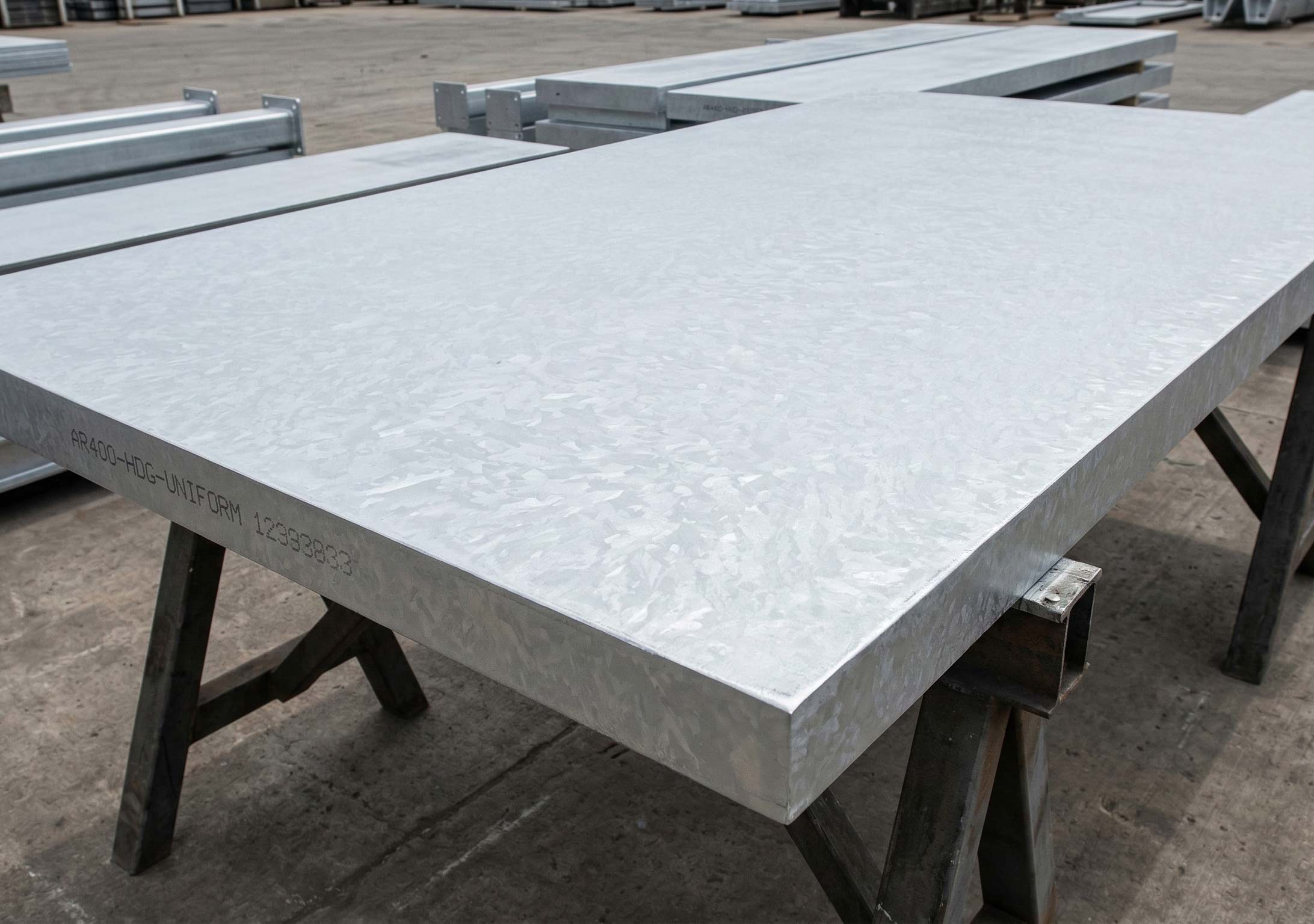 Abrasion resistant steel plate after hot dip galvanizing showing uniform zinc coating
