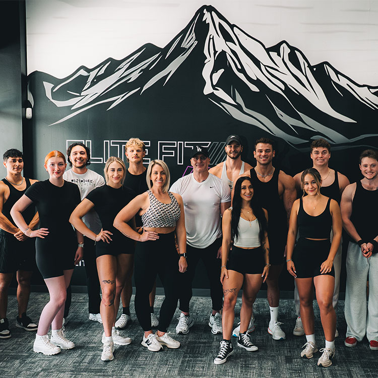 Photo of a group at Elite Fit Labz