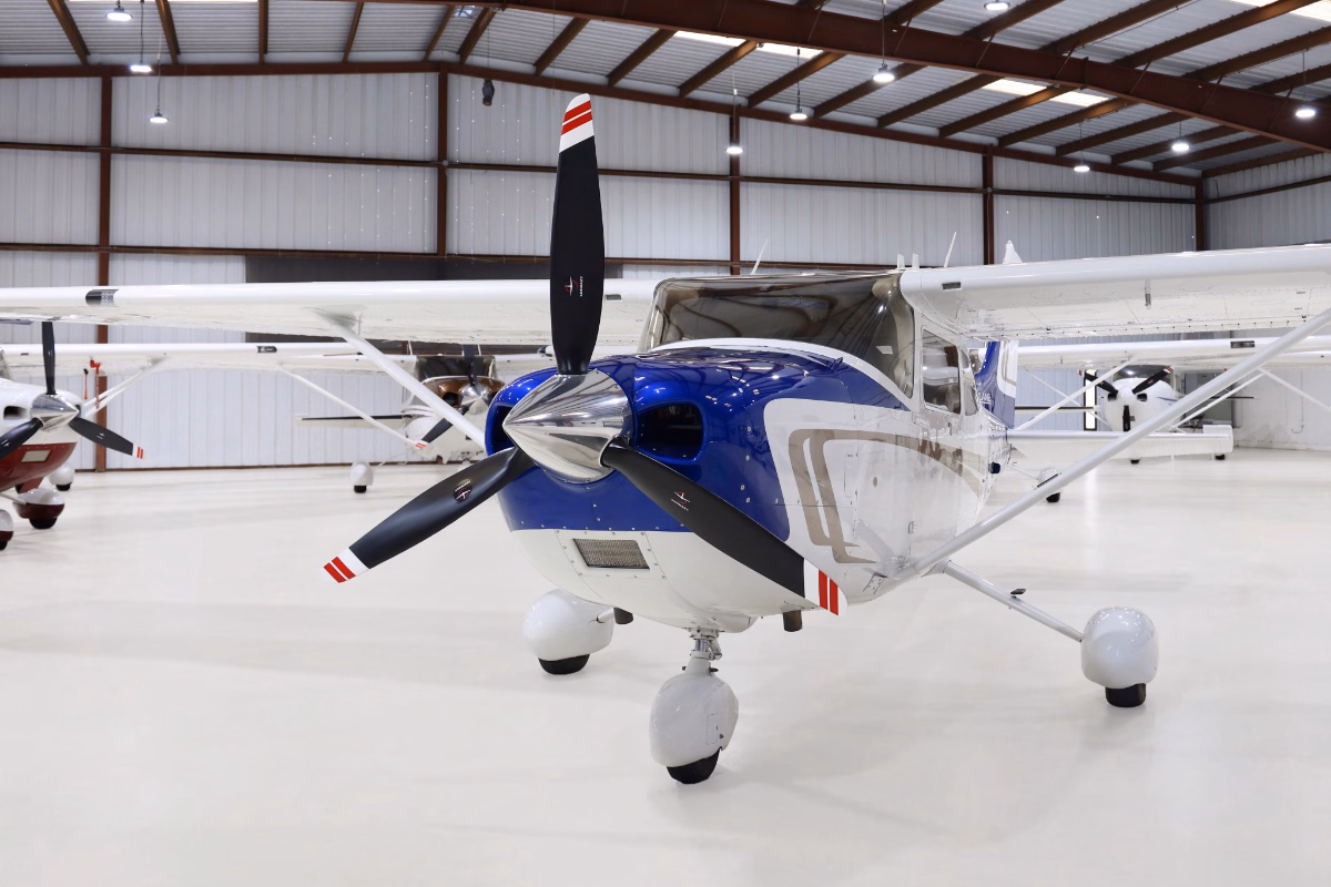 2019 Cessna 182T (N361TK), photo 3