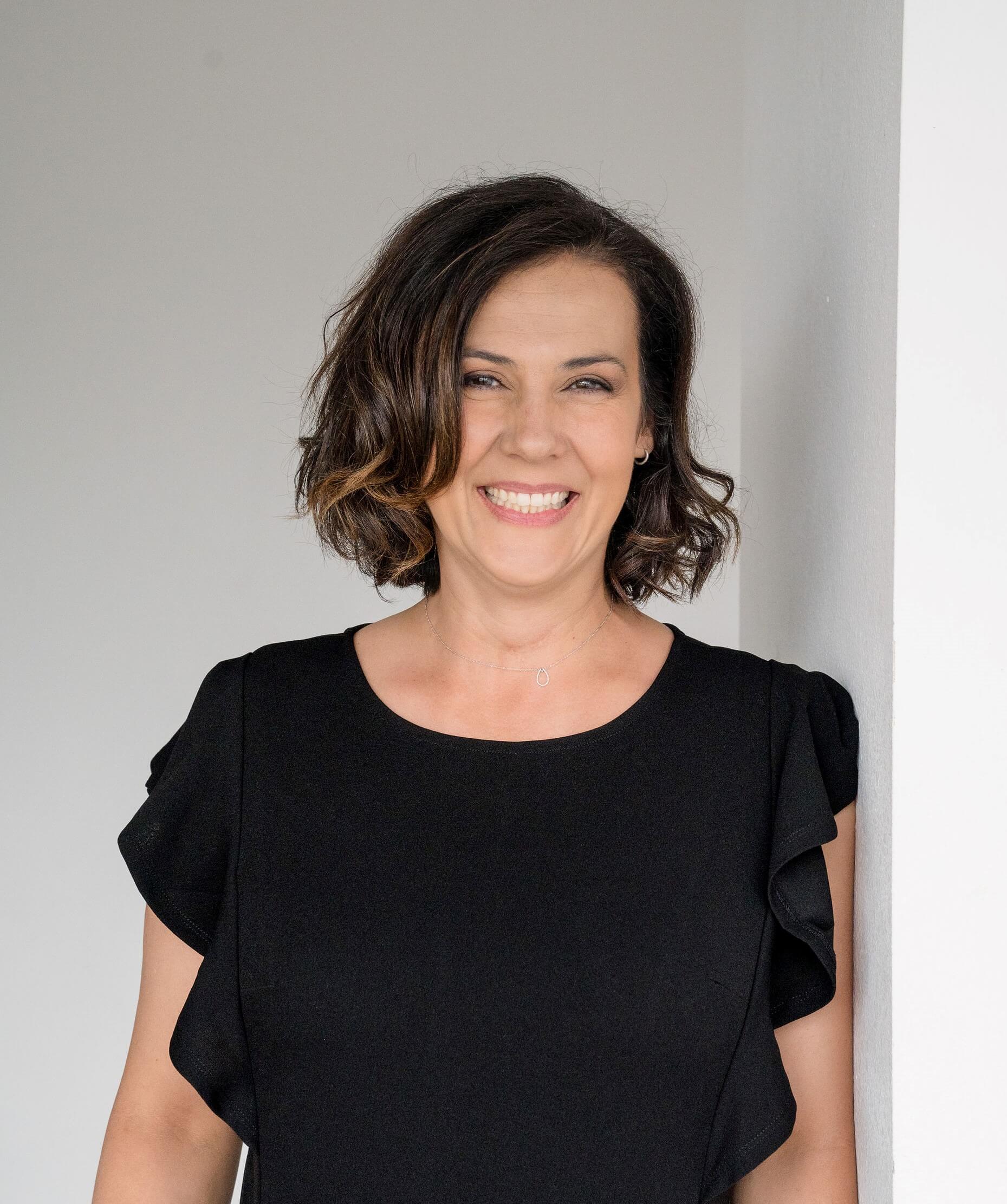 Kim Hernandez headshot 
