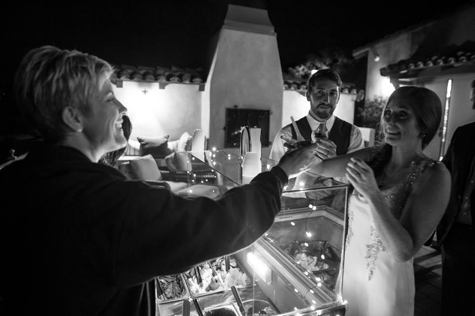 Picture of server giving gelato to a wedding guest