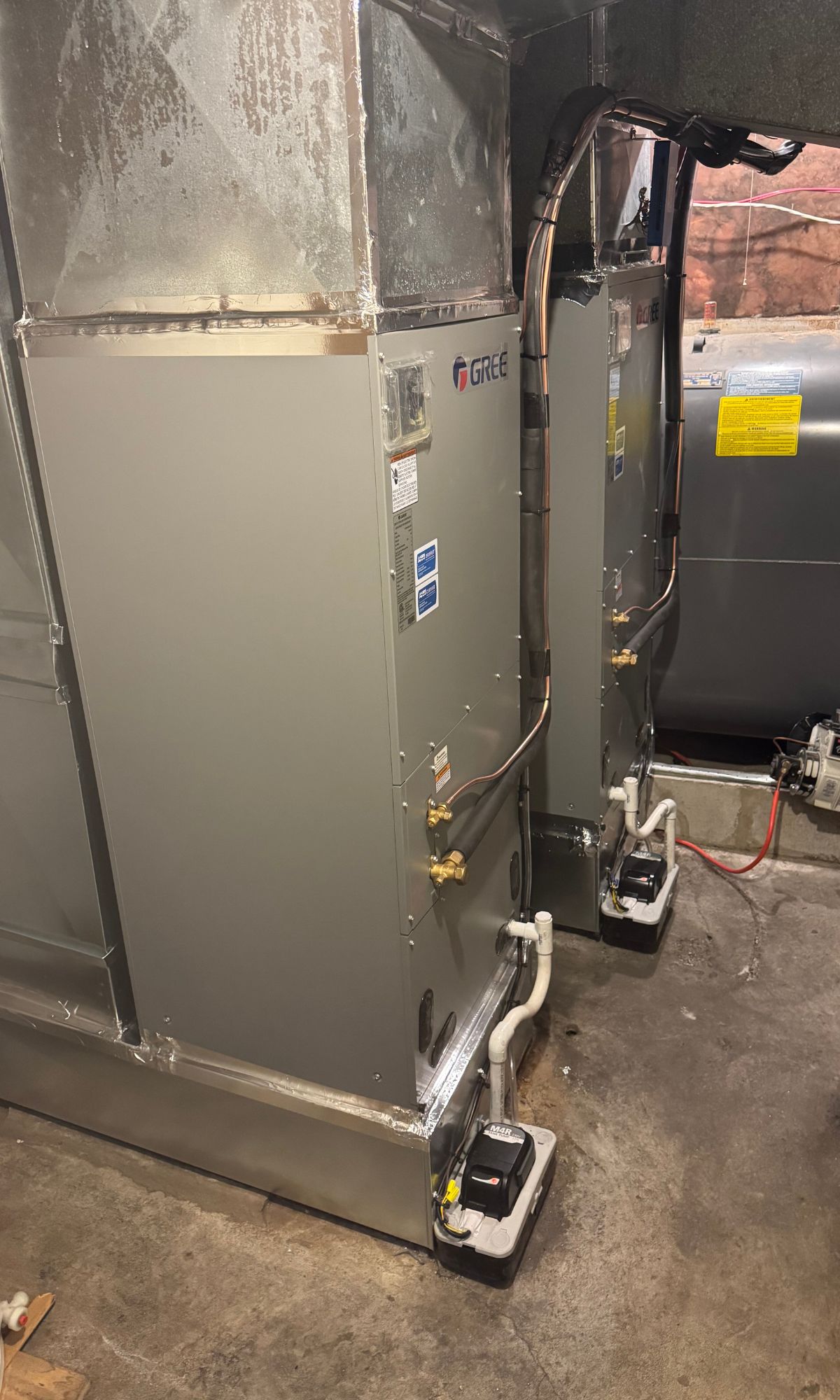 thermopompes centrales dans un sous-sol