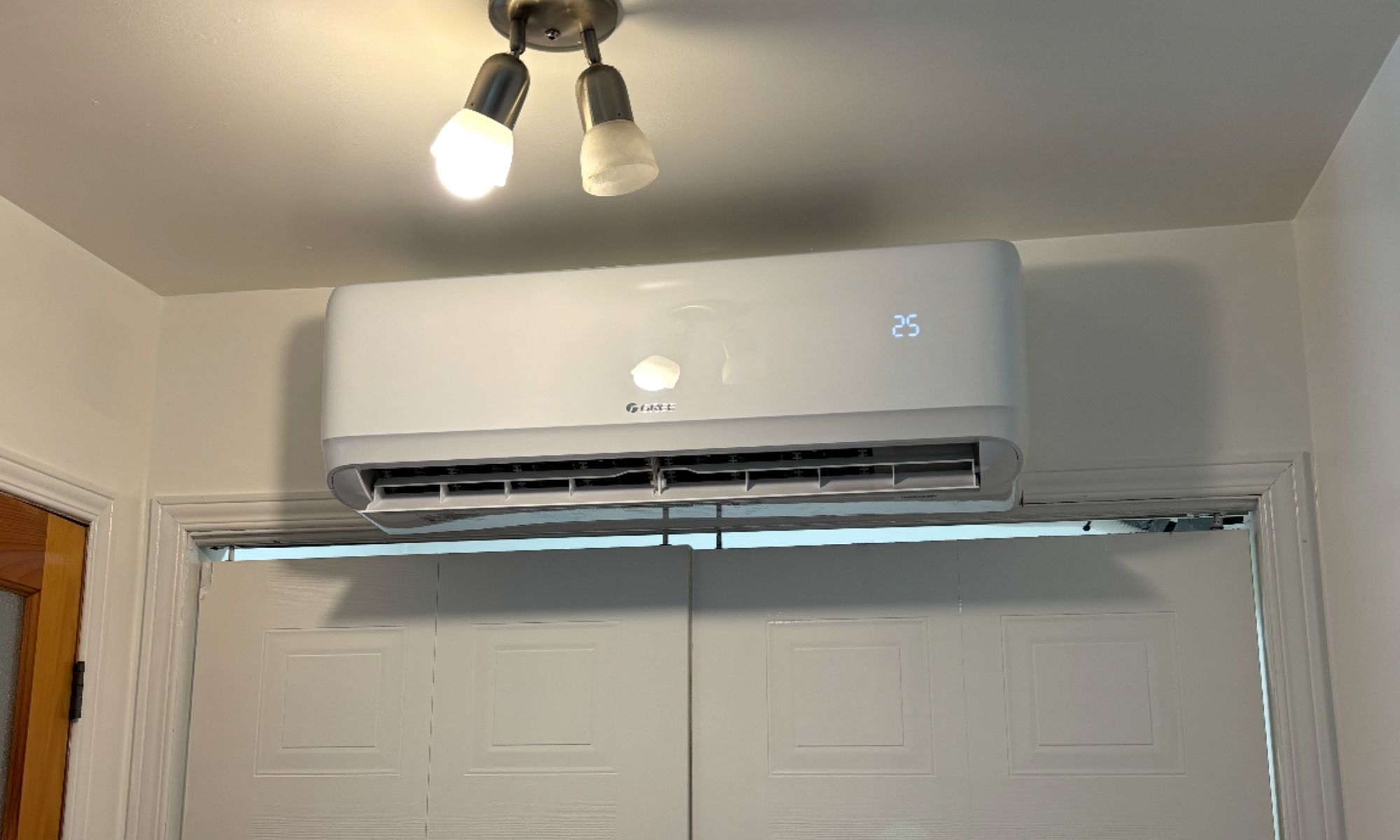 Thermopompe murale Gree dans un sous-sol