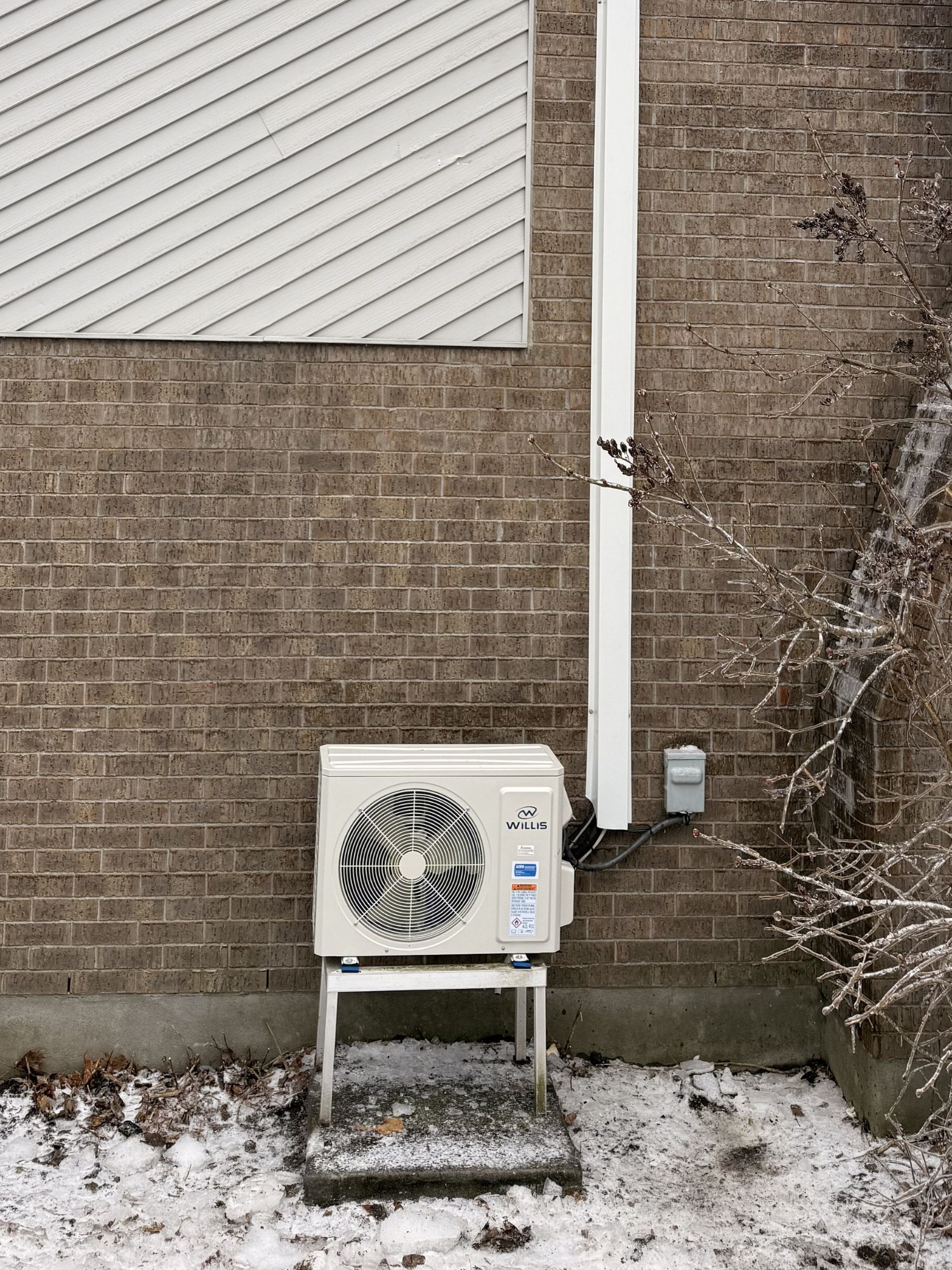 Thermopompe Willis Centurion 18 000 BTU sur une maison