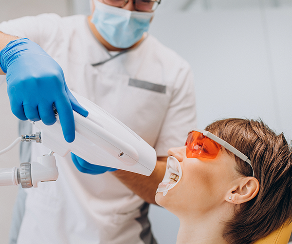 Zoom Teeth Whitening - All You Need To Know