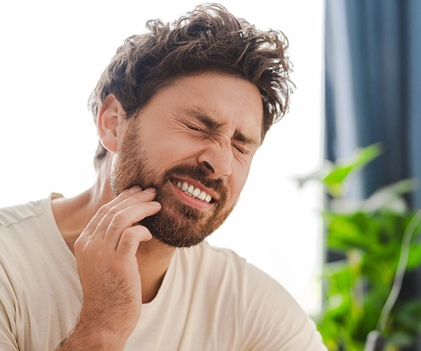 How to Stop Unconscious Jaw Clenching or Teeth Grinding