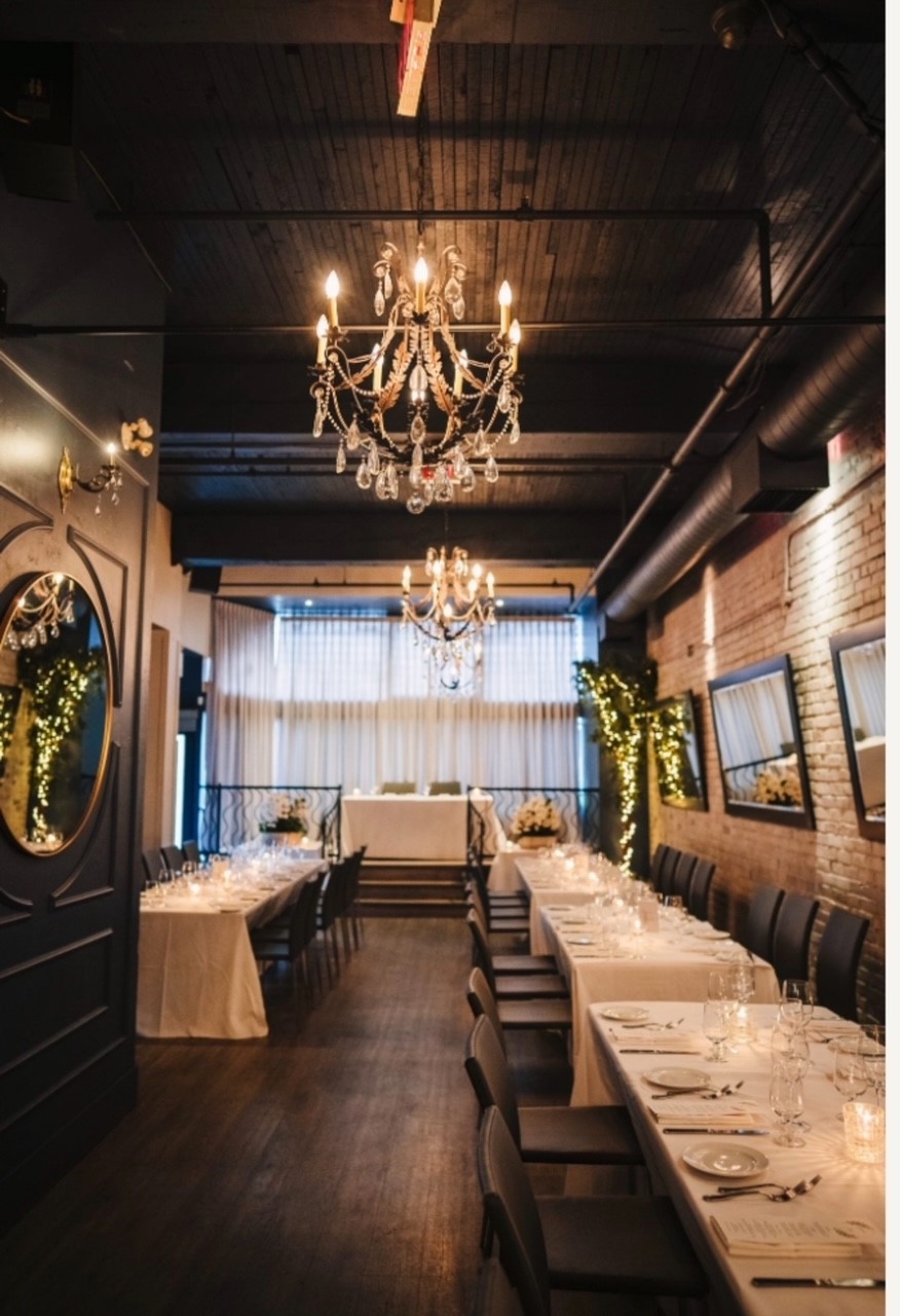 Brix & Mortar Restaurant