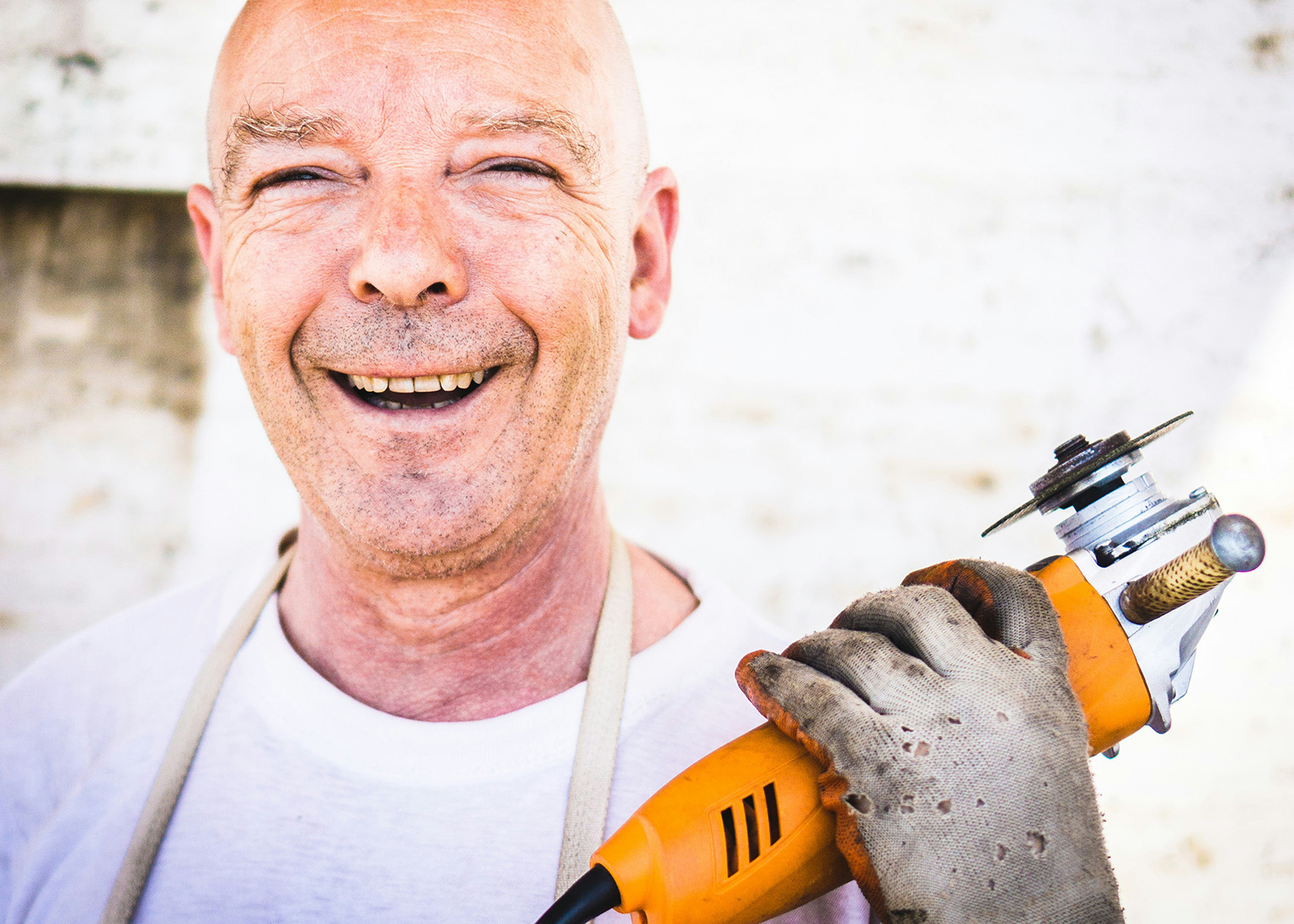 Boosting Employee Motivation: Unleashing the Power of Earned Wage Access with Cobraste
