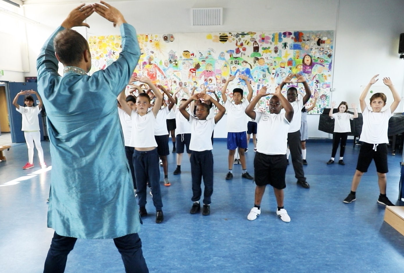 Holi Dance Workshops for Schools