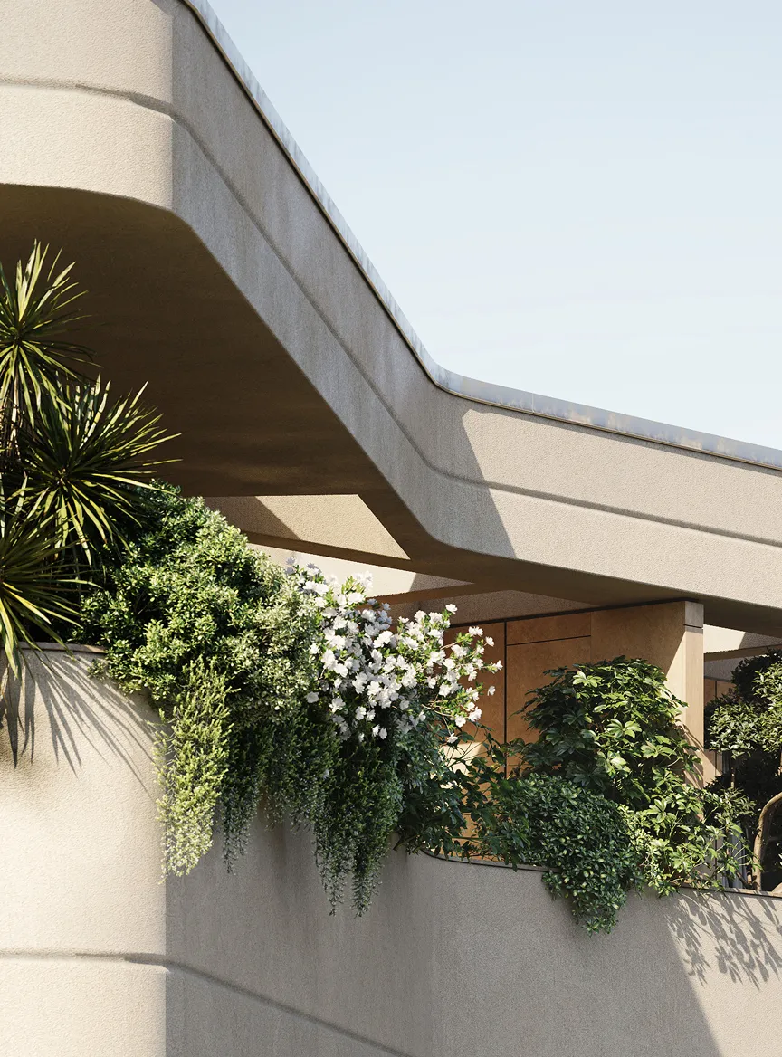 Balcone moderno con ringhiera e piante verdi rigogliose con fiori bianchi sotto un cielo azzurro.