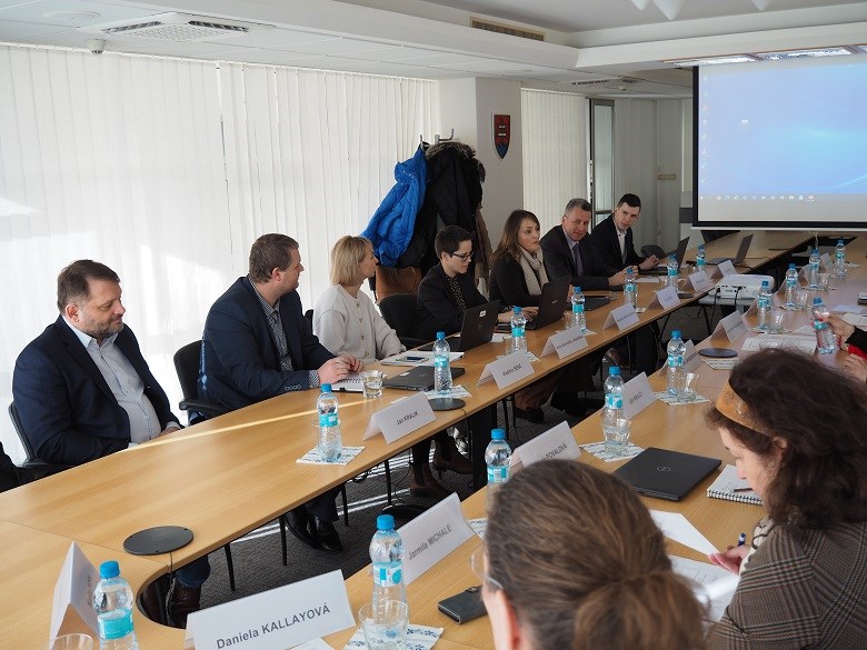 Foto: MZ SR, Pracovné stretnutie tímu ministerstva zdravotníctva a Svetovej banky