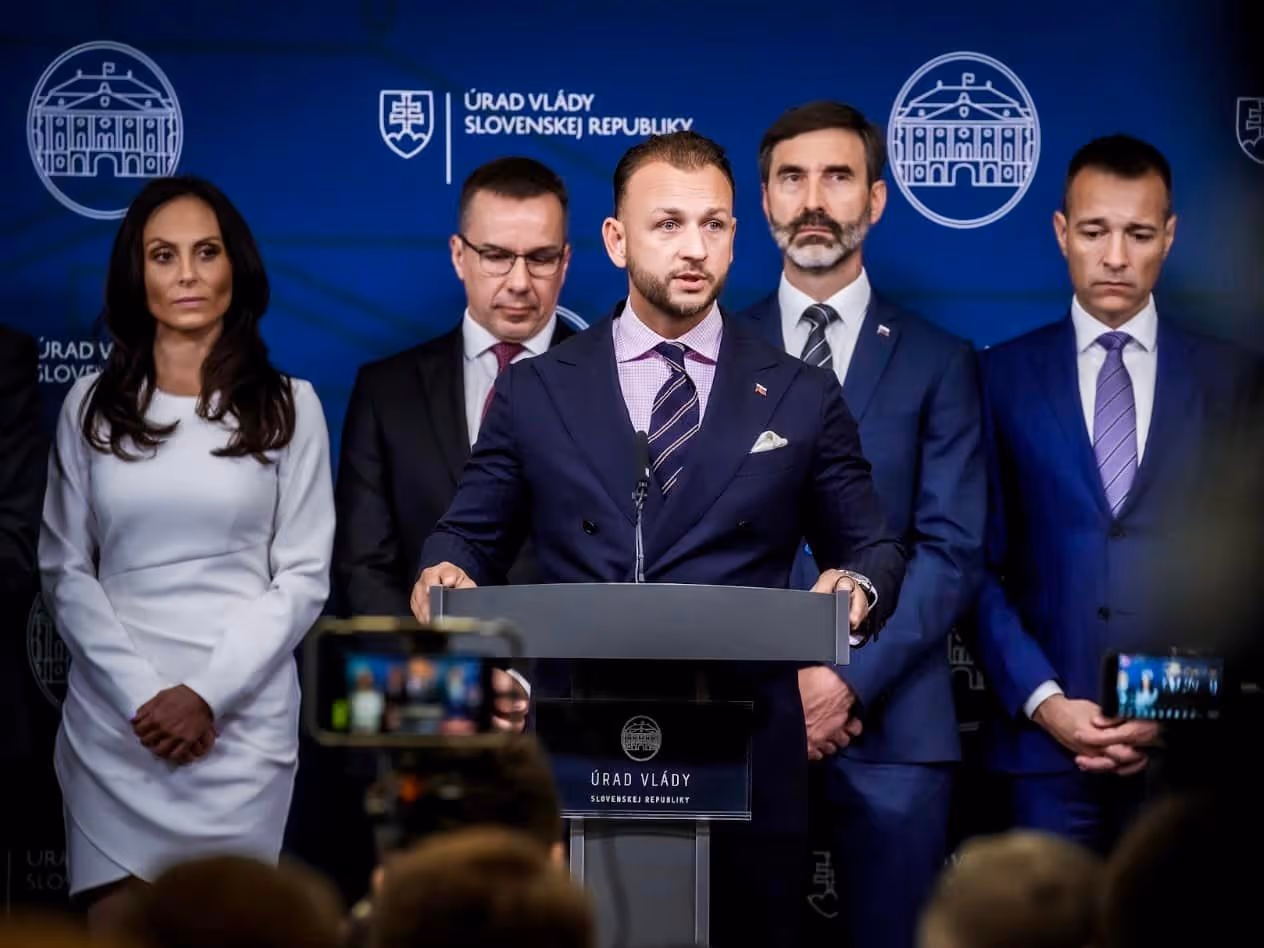 Vyššia berie, to, či dostane zdravotníctvo viac peňazí, odzrkadli politický výtlak Dolinkovej