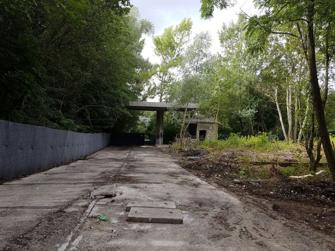 Pred búraním: vstup pre ZZS do nemocnice Rázsochy