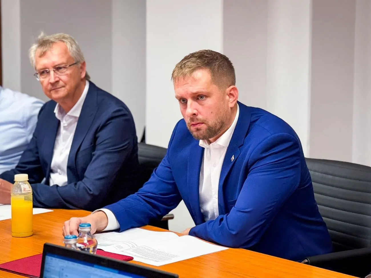 Ministerstvo zdravotníctva dodržiava tradíciu, aj v tomto roku prevládla absencia dodržiavania zákonnej povinnosti.