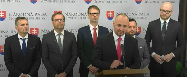 Opozícia: Za zlyhanie v Prešove musí minister Kaliňák prevziať zodpovednosť