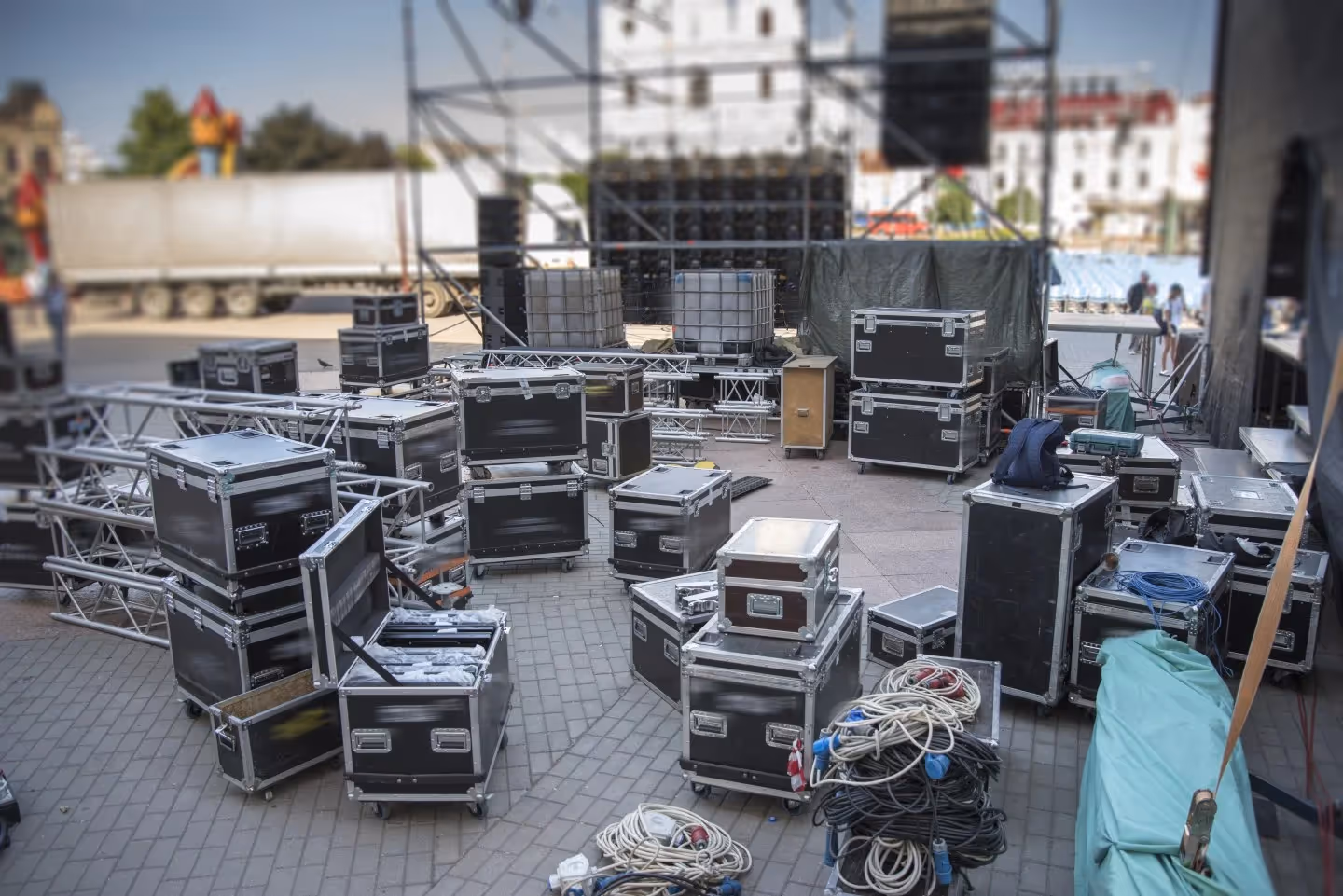 How to Calculate Equipment Rental Price for Events and Media Productions