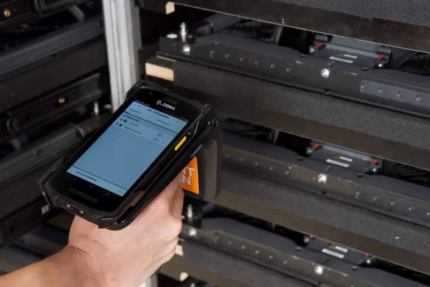 Étiquettes RF vs. RFID : quelle est la différence ?