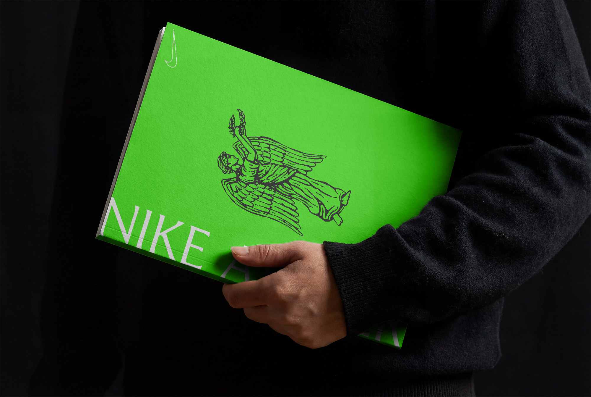 NIKE