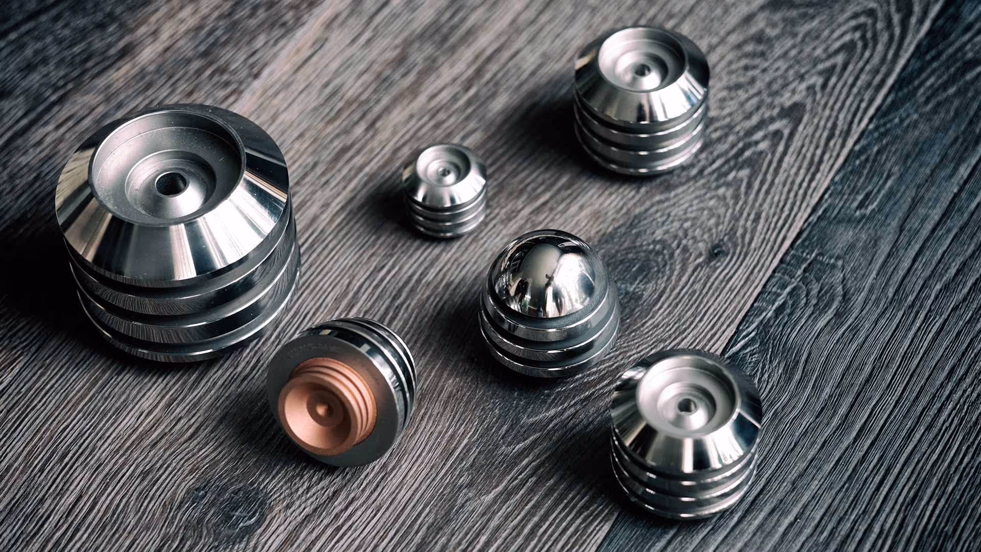 Group of Phiton Resonators