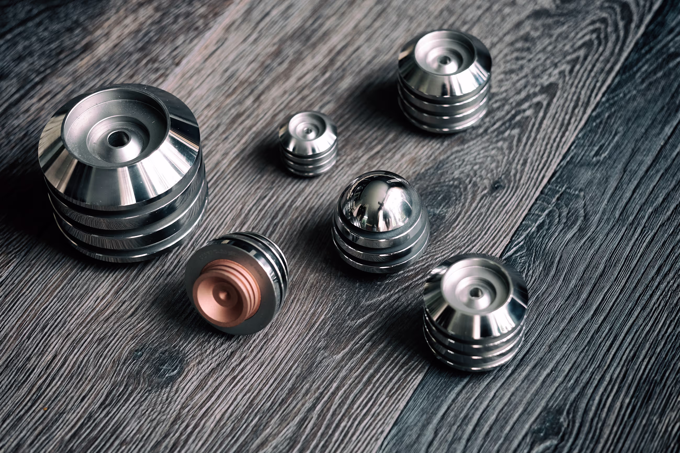 Group of Phiton Resonators